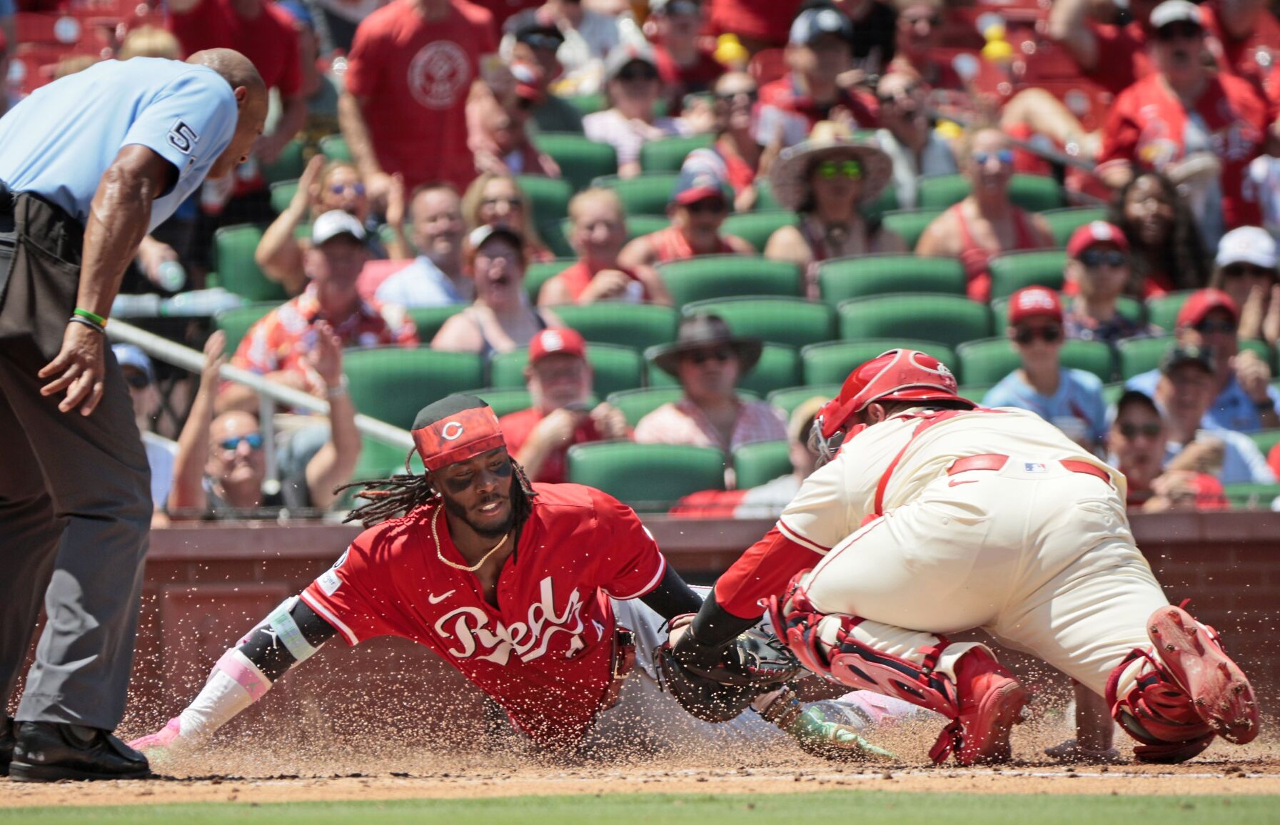 St. Louis Cardinals host the Cincinnati Reds